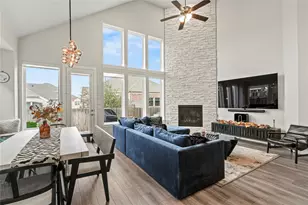 315 Chandan Wy, Irving, TX 75063 - Photo 4