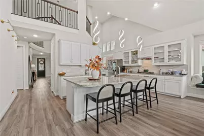 315 Chandan Way, Irving, TX 75063 - Photo 8