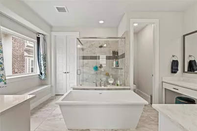 315 Chandan Way, Irving, TX 75063 - Photo 16