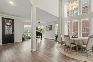 315 Chandan Wy, Irving, TX 75063 - Photo 2