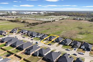 115 Apache Dr, Greenville, TX 75402 - Photo 32