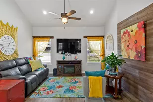 210 Stevens St, Bridgeport, TX 76426 - Photo 14