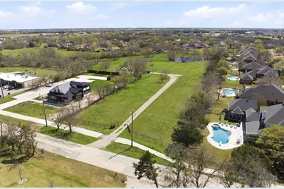 313 Hubbard Drive, Heath, TX 75032 - Photo 8