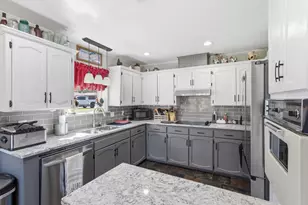 401 Brookhollow St, Decatur, TX 76234 - Photo 8