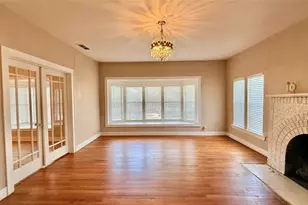 1122 4th St, Graham, TX 76450 - Photo 4