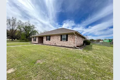 203 Marianne Circle, Sulphur Springs, TX 75482 - Photo 2