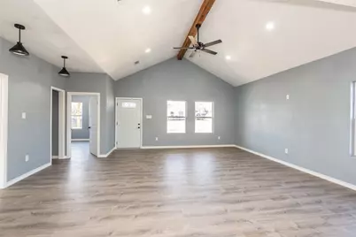 307 Bonham Street, Nocona, TX 76255 - Photo 12