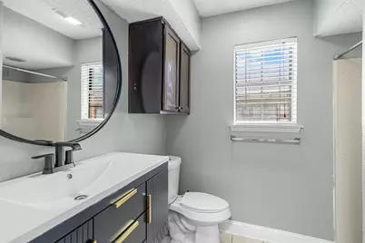 710 Peach Court, Grapevine, TX 76051 - Photo 16