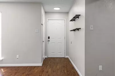 710 Peach Court, Grapevine, TX 76051 - Photo 4