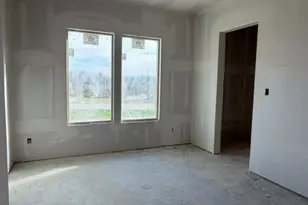 1000 Webb Ct, Van Alstyne, TX 75495 - Photo 4