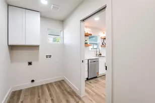 13817 Pyramid Dr, Farmers Branch, TX 75234 - Photo 18