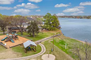 228 Colt Dr, Lake Kiowa, TX 76240 - Photo 38