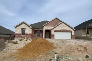 1902 Westhill Dr, Cleburne, TX 76033 - Photo 1