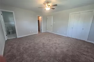 5801 Wedgworth Rd, Fort Worth, TX 76133 - Photo 8