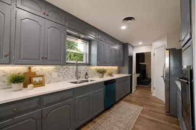 5801 Wedgworth Road, Fort Worth, TX 76133 - Photo 2