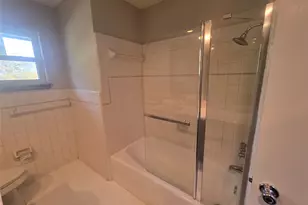 5801 Wedgworth Rd, Fort Worth, TX 76133 - Photo 6