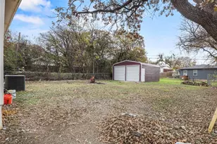 5800 Truman Dr, Fort Worth, TX 76112 - Photo 10