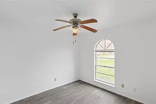 130 Astoria Dr, Cedar Hill, TX 75104 - Photo 16