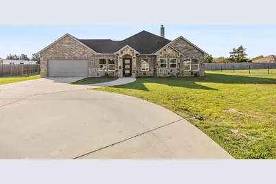 1218 Lynn Way, Waxahachie, TX 75165 - Photo 2
