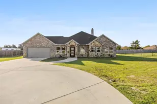 1218 Lynn Way, Waxahachie, TX 75165 - Photo 1
