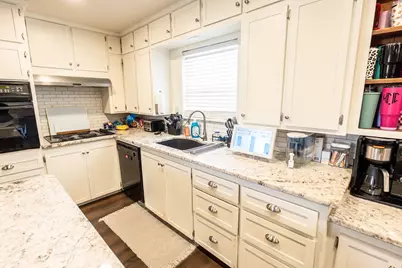 809 E Highway 82, Nocona, TX 76255 - Photo 16