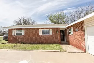 809 E Hwy 82, Nocona, TX 76255 - Photo 8