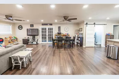 809 E Highway 82, Nocona, TX 76255 - Photo 12