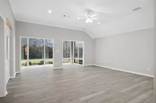 3216 Village Oak Dr, Arlington, TX 76017 - Photo 6