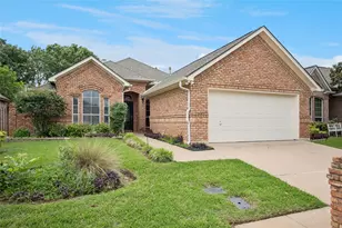 3216 Village Oak Dr, Arlington, TX 76017 - Photo 2