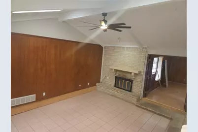 1716 Briar Meadow Drive, Arlington, TX 76014 - Photo 2