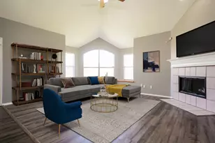 5720 Colorado Ct, Haltom City, TX 76137 - Photo 4