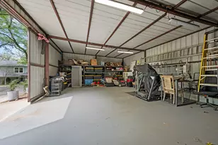 103 Co Rd 4853, Newark, TX 76071 - Photo 32