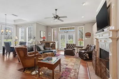 7405 Fox Fire Court, Granbury, TX 76049 - Photo 10