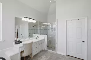 7405 Fox Fire Ct, Granbury, TX 76049 - Photo 20