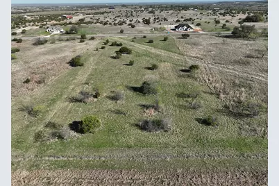 172 Gilmore Court, Lipan, TX 76462 - Photo 10