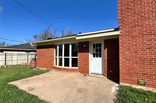 1816 Lexington Pl, Bedford, TX 76022 - Photo 26