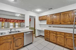 102 Vintage Dr, Waxahachie, TX 75165 - Photo 12