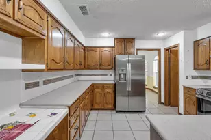 102 Vintage Dr, Waxahachie, TX 75165 - Photo 10