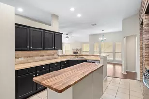 121 Wooded Creek Dr, Red Oak, TX 75154 - Photo 14