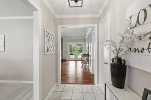 1000 Bert Dr, Arlington, TX 76012 - Photo 12