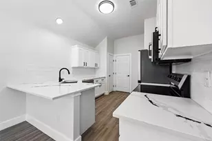 8016 Adcock Ct, Fort Worth, TX 76137 - Photo 10