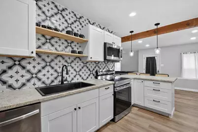 712 SE 18th Street, Mineral Wells, TX 76067 - Photo 2