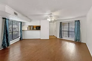 16301 Ledgemont Ln, Addison, TX 75001 - Photo 1