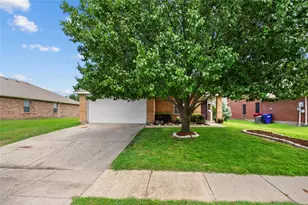 2708 Redwood St, Royse City, TX 75189 - Photo 2