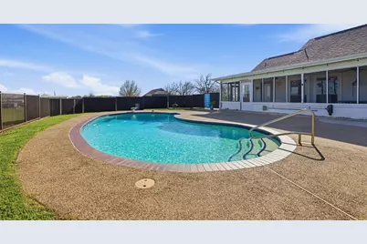 2376 Ripy Road, Krum, TX 76249 - Photo 32