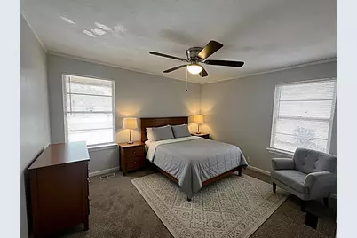 3717 Cranston Court E, Irving, TX 75062 - Photo 6