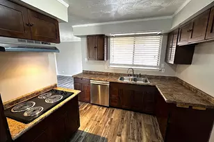 3717 Cranston Ct E, Irving, TX 75062 - Photo 8