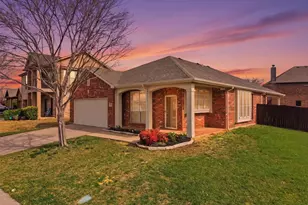 10986 Hawks Landing Rd, Fort Worth, TX 76052 - Photo 2