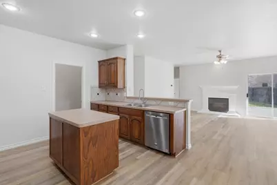 10986 Hawks Landing Road, Fort Worth, TX 76052 - Photo 12