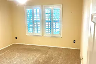 2018 Cedarwood Dr, Lancaster, TX 75134 - Photo 14